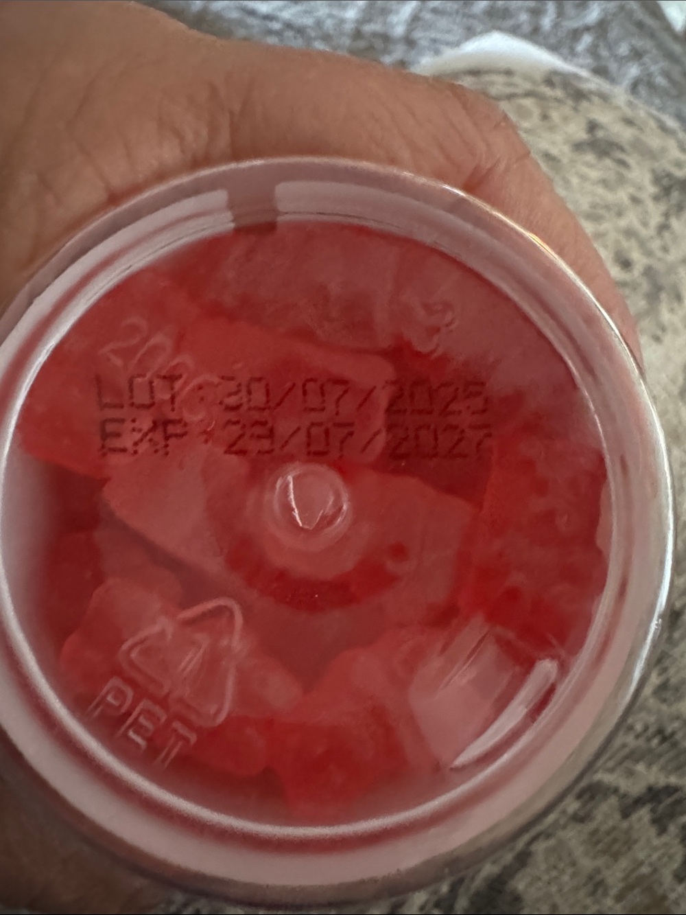 Magnesium L-Threonate Raspberry Gummies - Raspberry Red - Picture 4 of 4